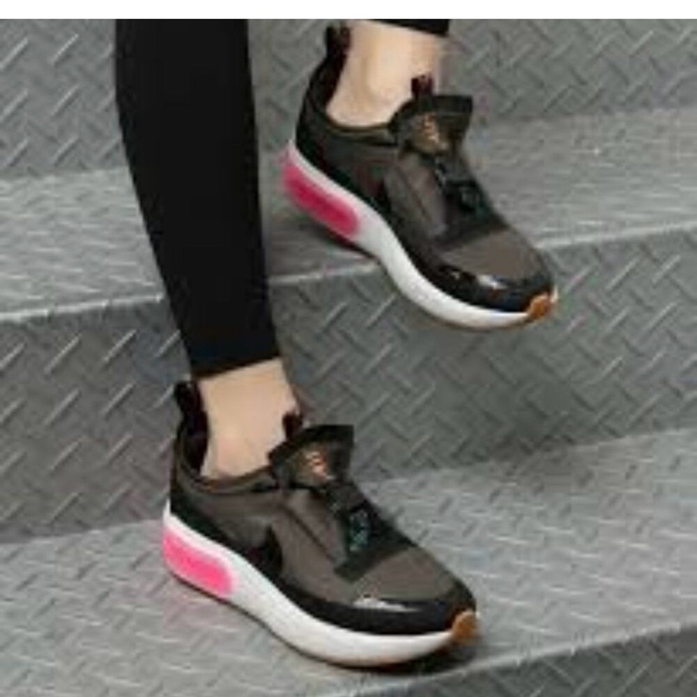 Stylish Black and Pink Women's Sneakers
